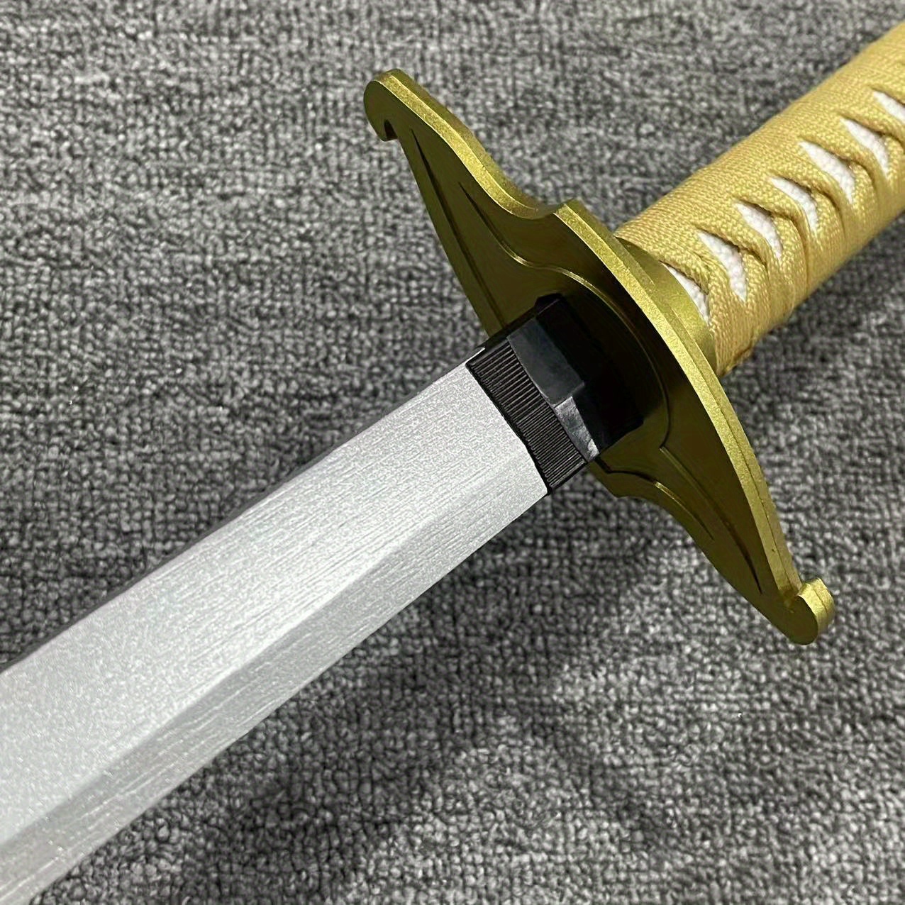 40inch Ulquiorra Cifer Katana  - مراجعة Cosplay Prop Katana وسعره