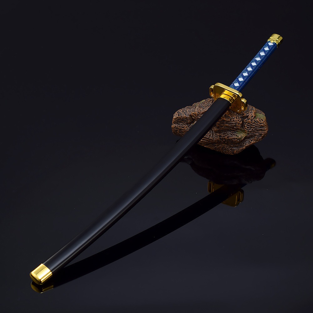 Final  F7 Peripheral Fantasy V - مراجعة Cosplay Prop Katana وسعره