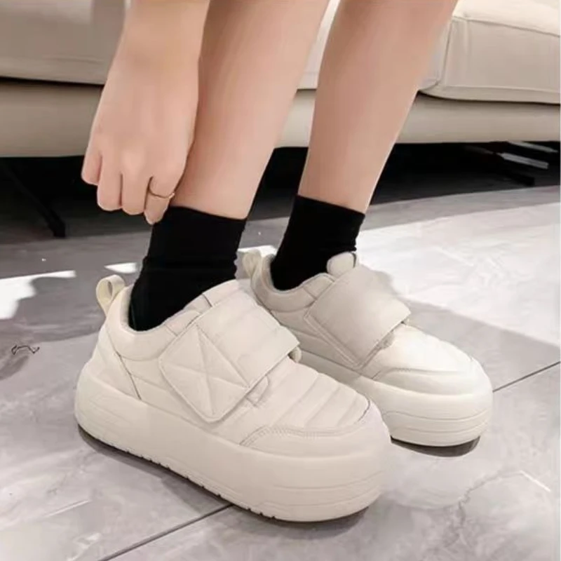Cream White Flannel Lined Thic - مراجعة Velcro Hook Loop وسعره