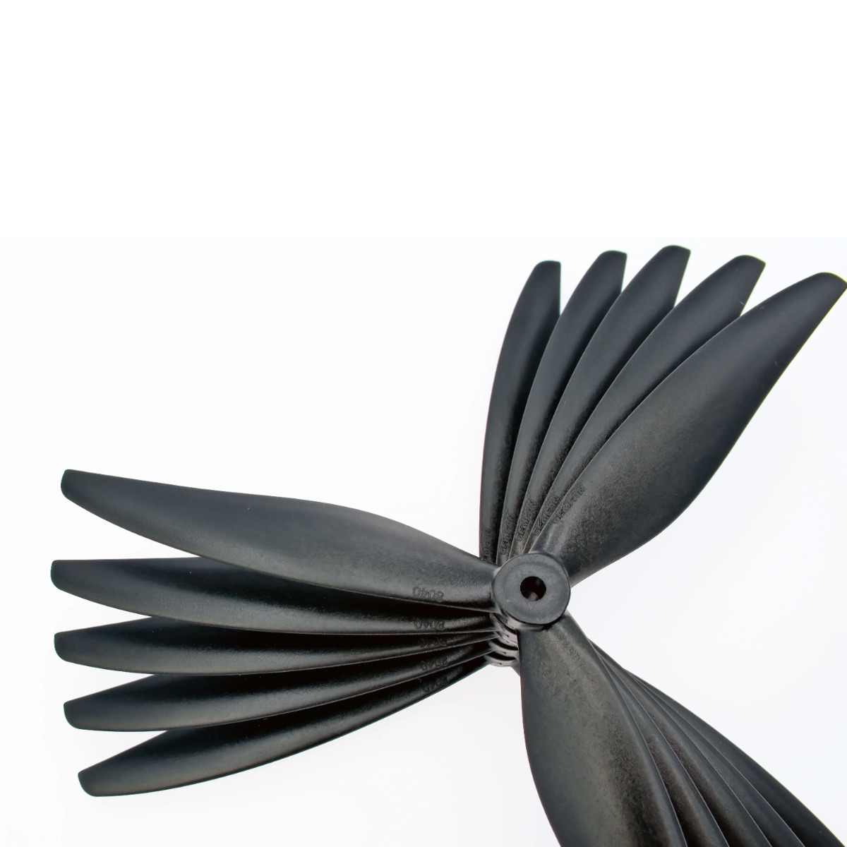 4PCS Gemfan 8040 8X4X3 3-Blade - مراجعة Ekko Cosplay Prop وسعره